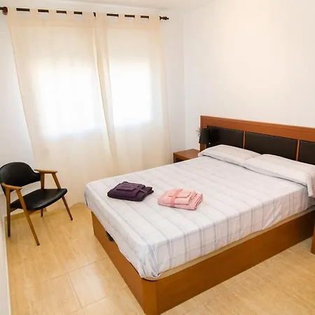Apartamento De 4 Dormitorios A Tan Solo 2,5 Km De La Playa San Juan San Juan  Exterior photo