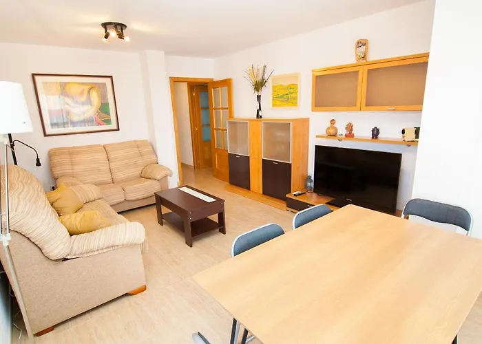 Apartamento De 4 Dormitorios A Tan Solo 2,5 Km De La Playa San Juan