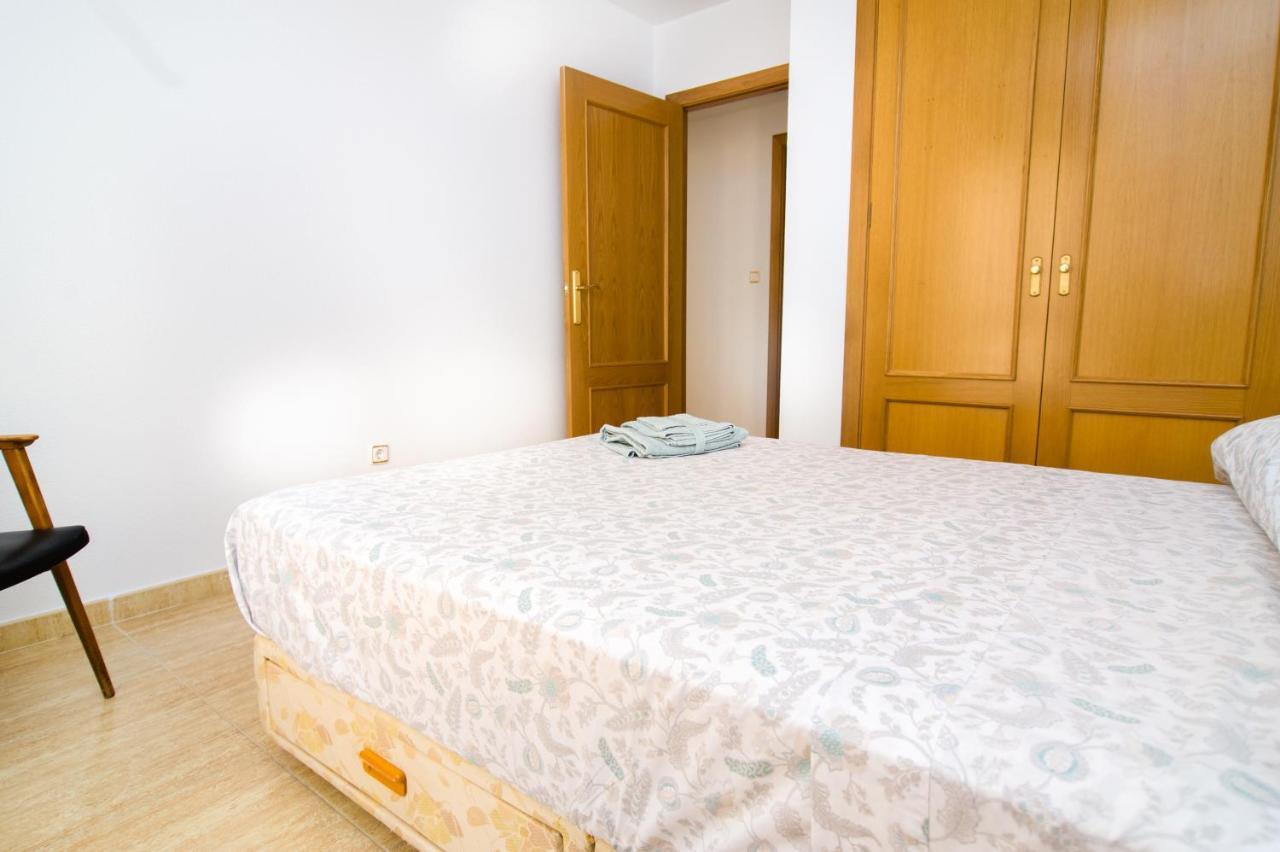 De 4 A Tan Solo 2,5 Km De La Playa San Juan Apartment *